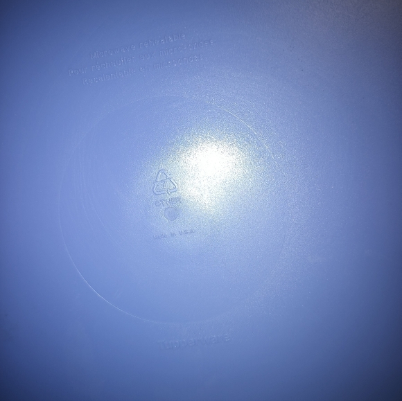 Vintage Tupperware Steamer - Picture 3 of 3